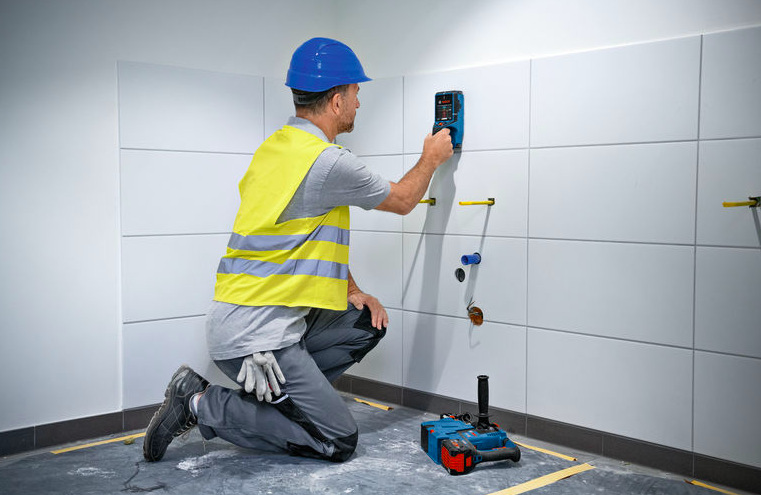 Detektor Bosch Professional D-Tect 200 0.601.081.601 (s batériou)