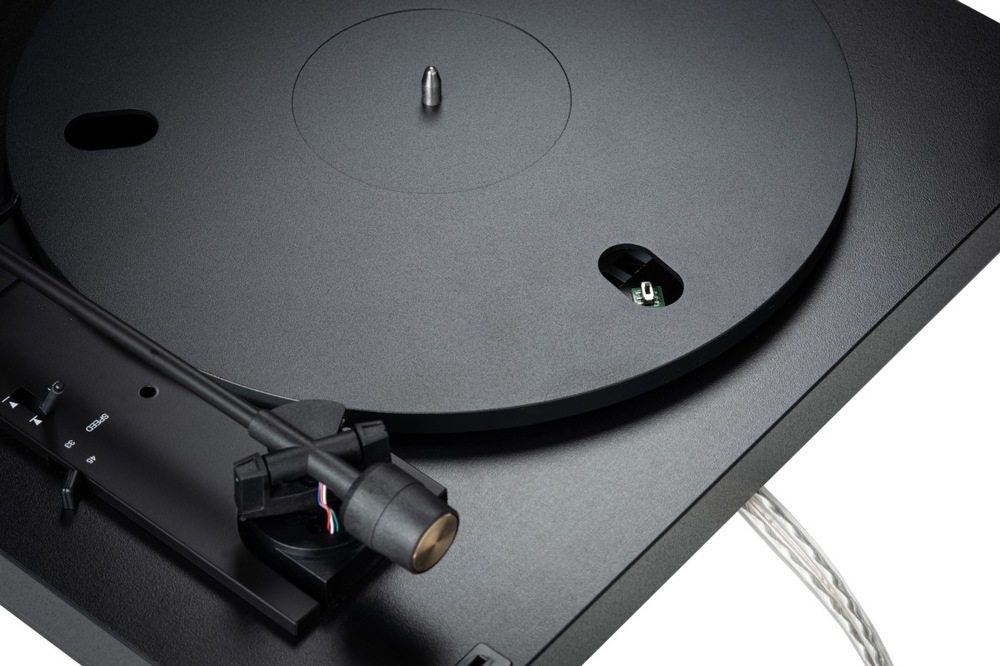 Gramofón Pro-Ject A1.2 čierny Gramofón Pro-Ject A1.2 rýchlo uvediete do prevádzky