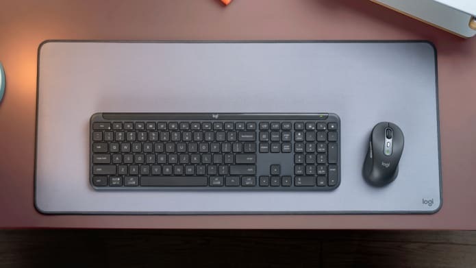 Klávesnica s myšou Logitech Signature Slim Combo MK950 grafitová farba Logitech Signature Slim Combo MK950
