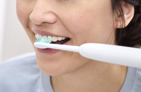 Náhradné hlavice Philips Sonicare ProResult HX6014/87 (4 ks) biela