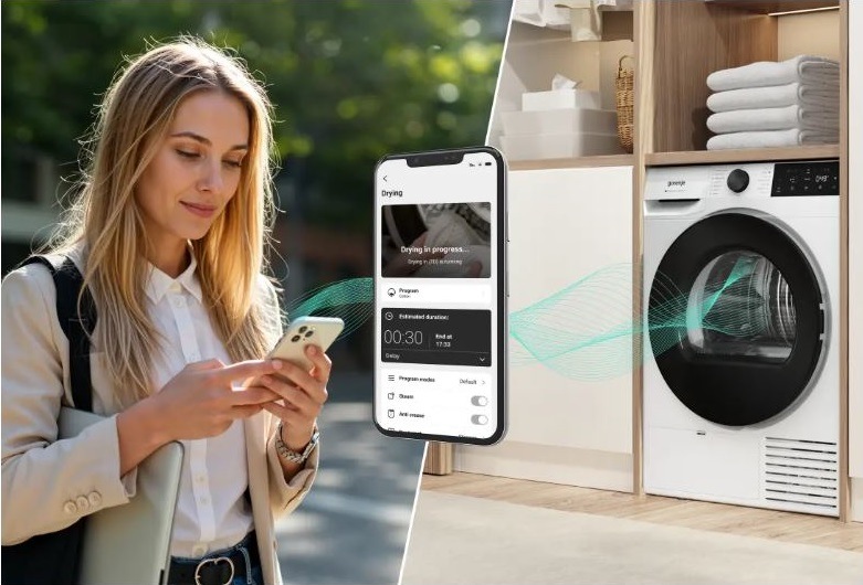 Sušička bielizne Gorenje G400 DG48D NatureDry čierna žena ovláda sušičku bielizne gorenje pomocou svojho chytrého telefónu a aplikácie ConnectLife.