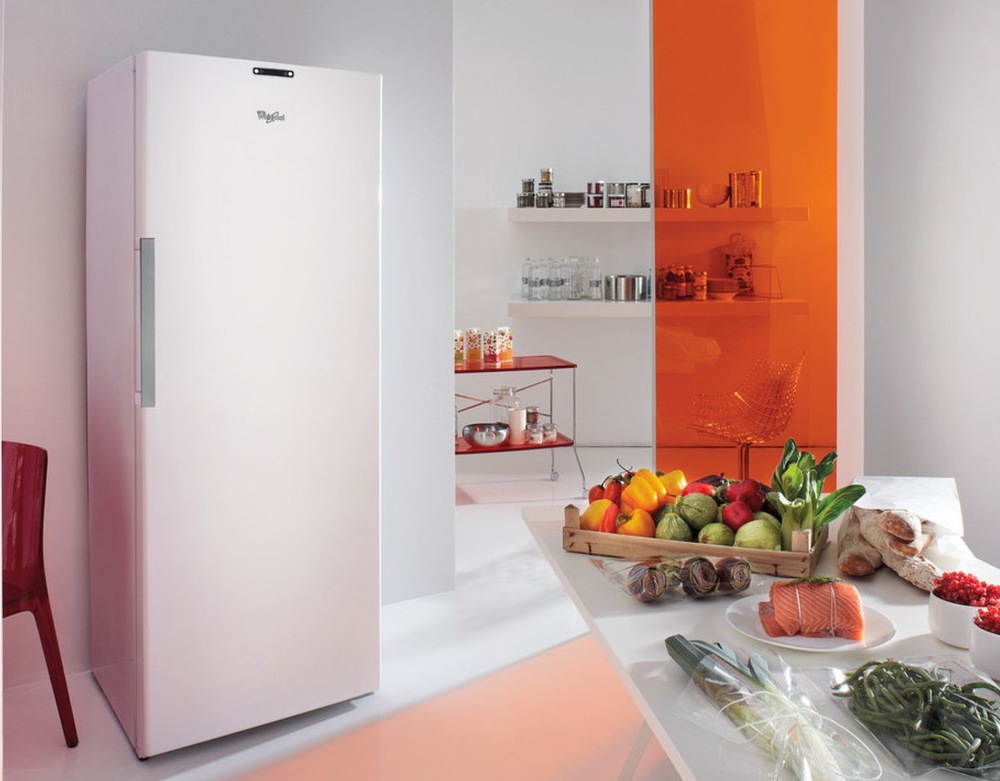 Mraznička Whirlpool WVA31612 NFW 2 biela
