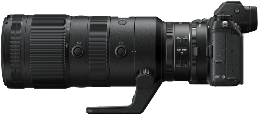Fotoaparát s nasadeným objektívom a telekonvertorom Nikon Z Teleconverter TC-1.4×