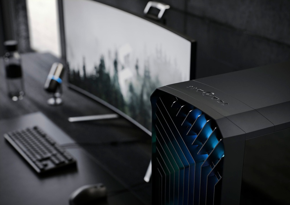 Case FRACTAL DESIGN Torrent Tempered Glass Clear Tint biela Fractal Design Torrent Tempered Glass Clear Tint