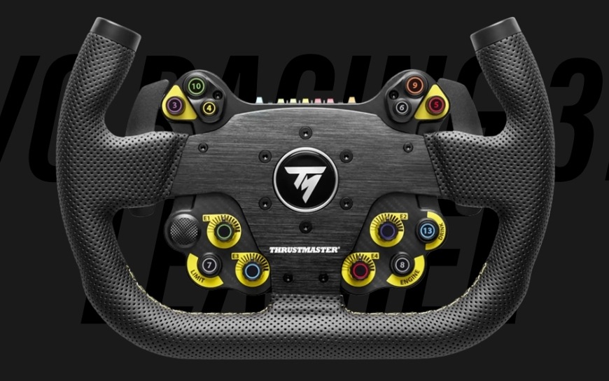 Volant Thrustmaster EVO Racing 31U Leather Add-on, PS5/4, Xbox Series, Xbox One, PC čierny Čelný pohľad na volant EVO Racing 31U s ovládacími tlačidlami označenými číslami a farebnými rámčekmi
