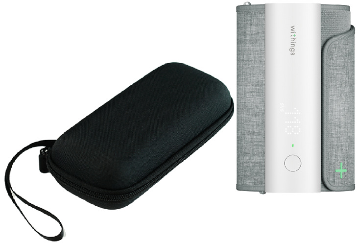 Tlakomer na pažu Withings BPM Connect WPM05 s Wi‑Fi sivý Withings BPM Connect s cestovným puzdrom.