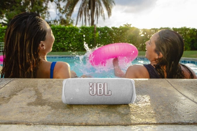 Prenosný reproduktor JBL FLIP 6 čierny Prenosný reproduktor JBL FLIP 6 čierny