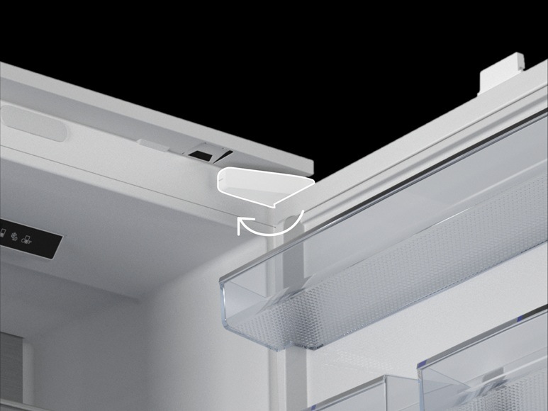Detail obrázku SmoothFit pántov.