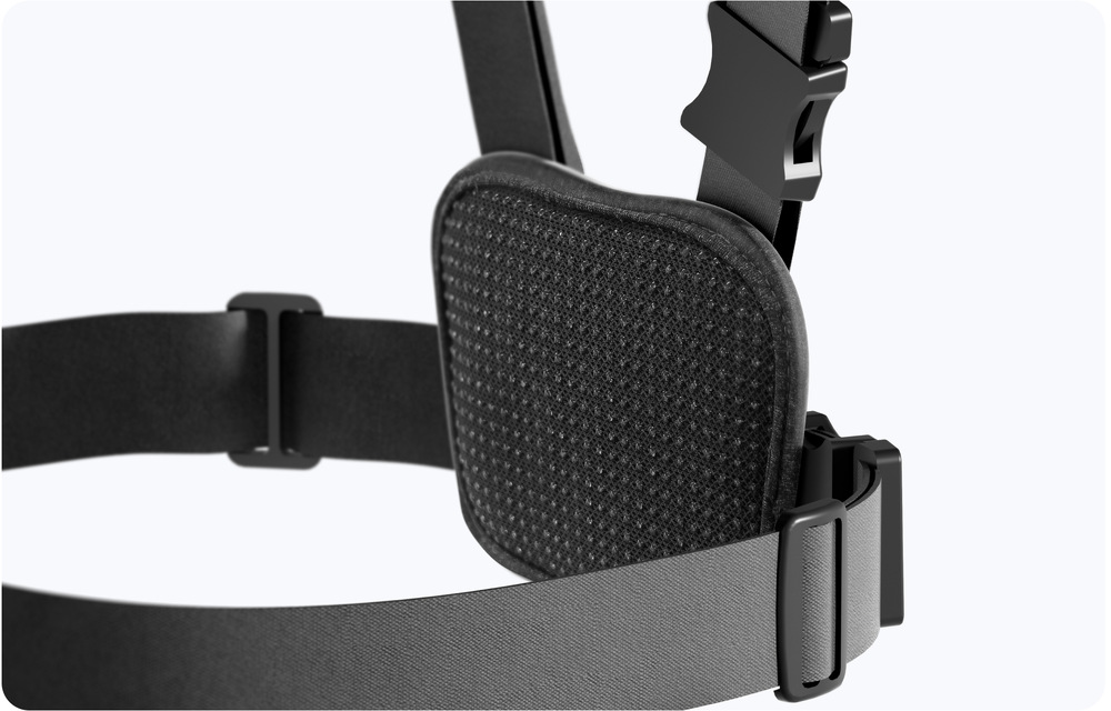 Popruh na hrudník Insta360 Chest Strap čierny Detail popruhov a protišmykové úpravy hrudného pásu Insta360 Chest Strap