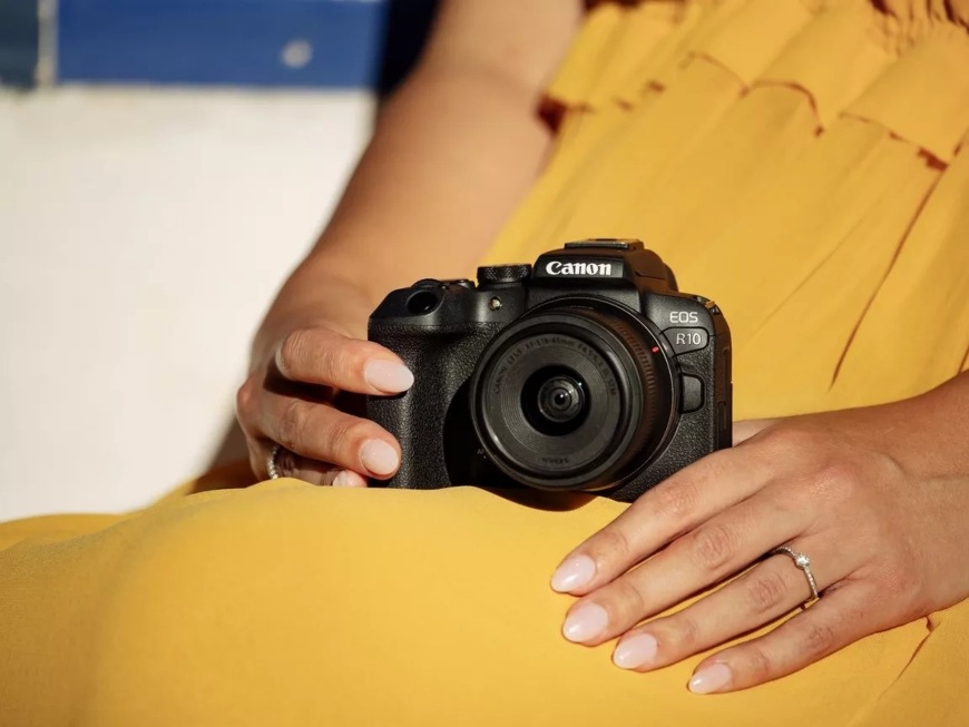 Digitálny fotoaparát Canon EOS R10, telo čierny Canon EOS R10, čierna