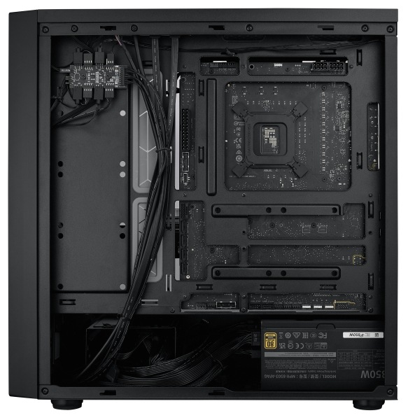 Case Cooler Master MasterBox 600 čierna Case Cooler Master MasterBox 600 čierna