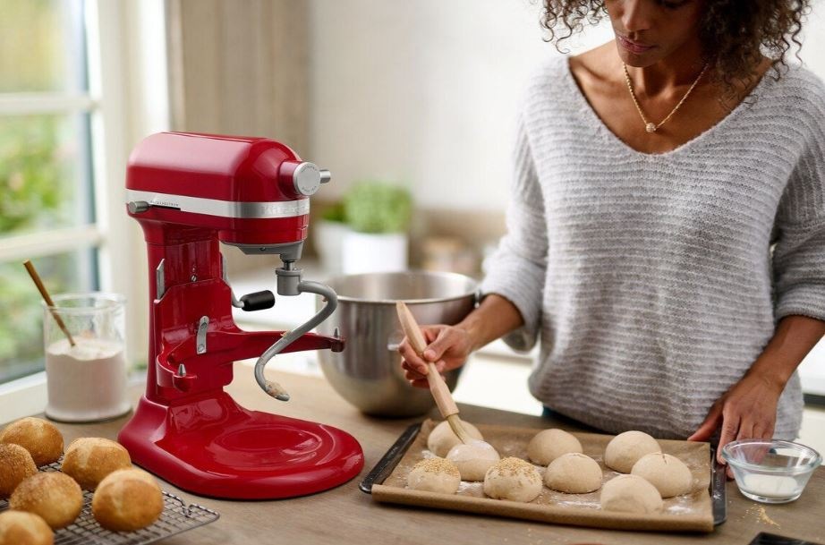 Kuchynský robot KitchenAid Artisan 5KSM60SPXEER červený Kuchynský robot KitchenAid Artisan 5KSM60SPXEER červený