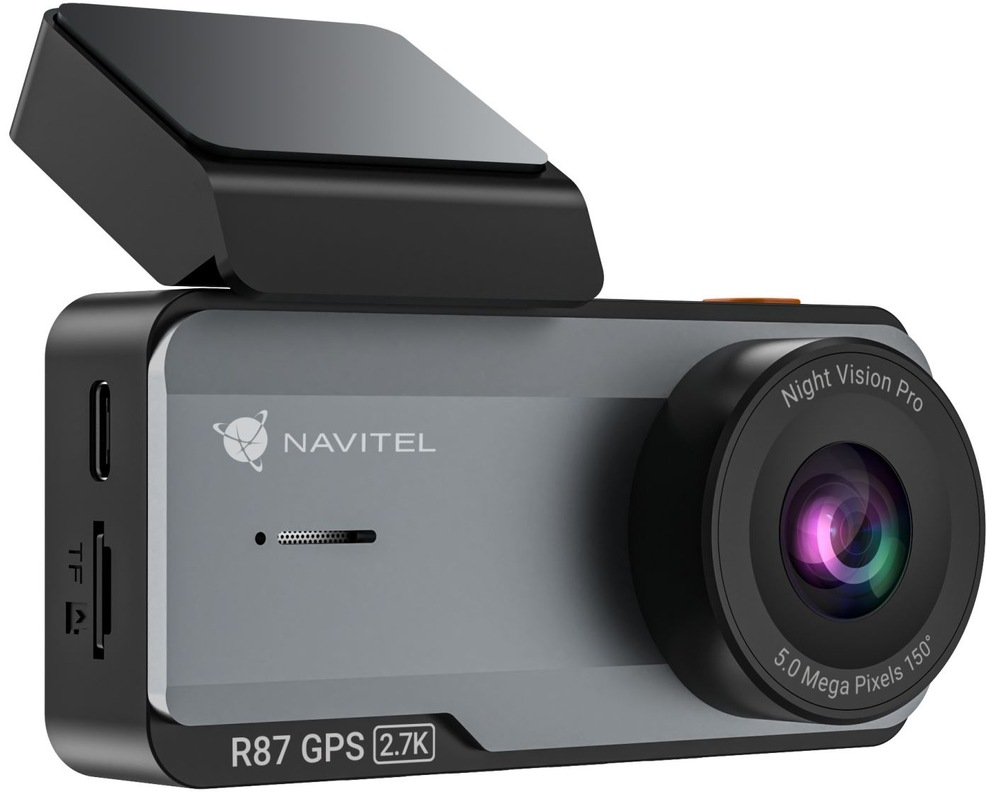 Autokamera NAVITEL R87 GPS strieborná Autokamera NAVITEL R87 GPS pohľad z predného uhla