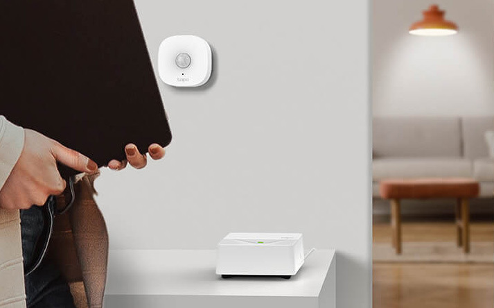 Hub TP-Link Tapo H200, šikovný húb s podporou kamier biely Hub TP-Link Tapo H200, šikovný húb s podporou kamier biely