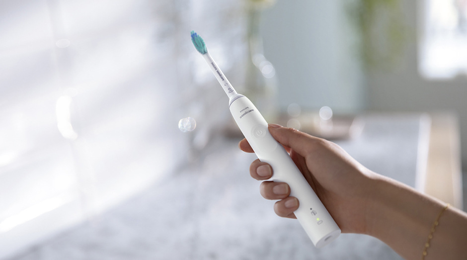 Zubná kefka Philips Sonicare 3100 HX3671/13 biela
