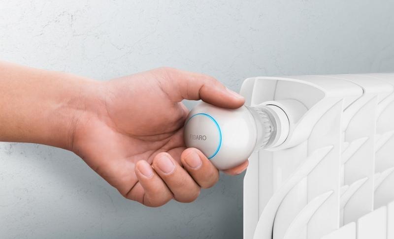 Bezdrôtová termohlavica Fibaro a teplotný snímač, Z-Wave Plus Bezdrôtová termohlavica Fibaro a teplotný snímač, Z-Wave Plus