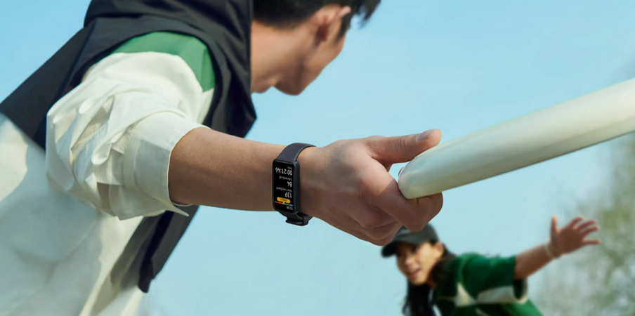 Fitness náramok Huawei Band 8 ružový