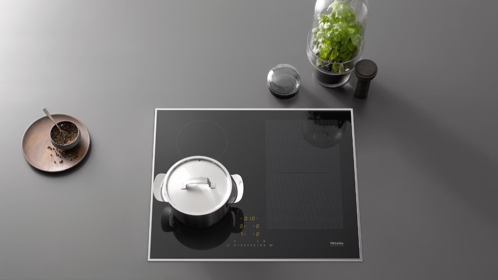 Indukčná varná doska Miele KM 7466 FR čierna Indukčná varná doska Miele KM 7466 FR čierna