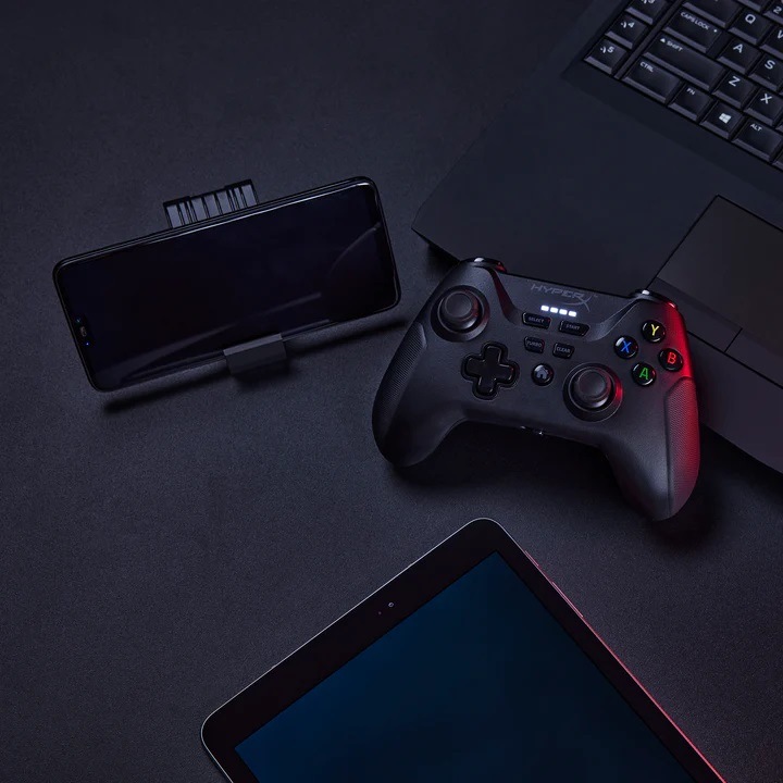 Gamepad HyperX Clutch Controller Wireless čierny HyperX Clutch Wireless (516L8AA)