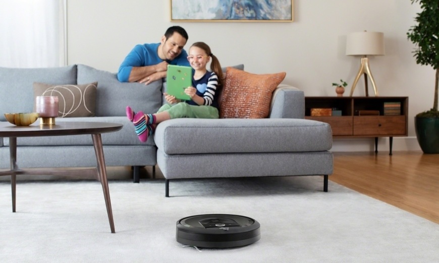 Robotický vysávač iRobot Roomba i7+ iRobot Roomba i7+, černá
