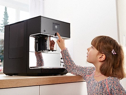 Automatický kávovar Miele CM 5310 Silence, ostružinový