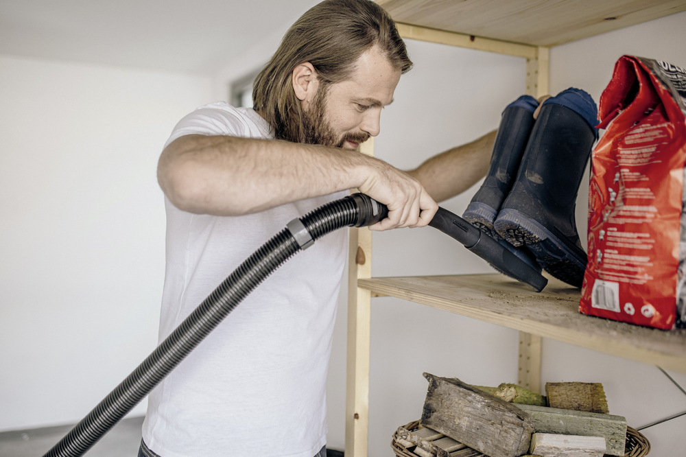 Viacúčelový vysávač Kärcher WD 5 V-25/5/22 https://www.karcher.cz/cz/dum-a-zahrada/viceucelove-vysavace/vysavace-na-suche-a-mokre-vysavani/wd-5-16283000.html