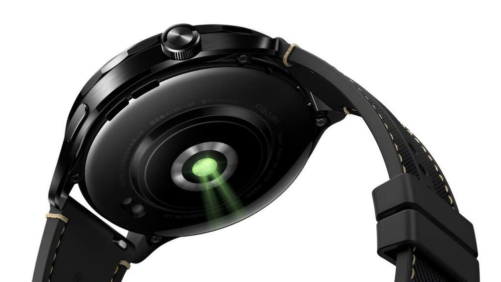 Inteligentné hodinky Xiaomi Watch S4 strieborné