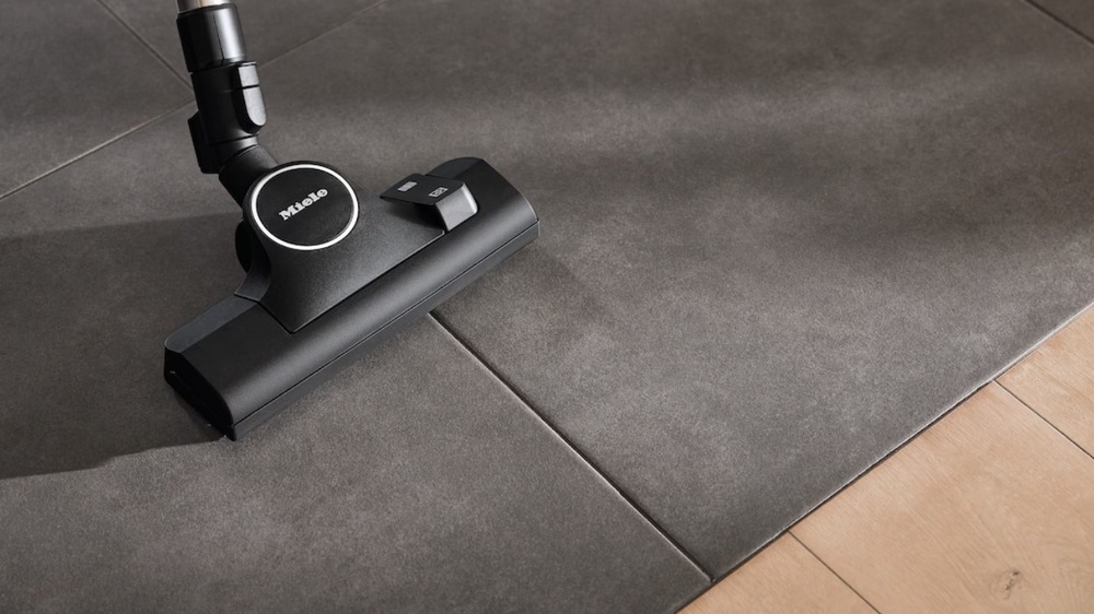Podlahový vysávač Miele Guard L1 Parquet biely Podlahový vysávač Miele Guard L1 Parquet biely