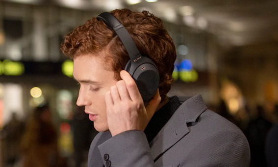 Slúchadlá Sony WH-1000XM4 čierna