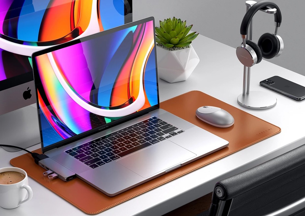 USB Hub Satechi USB-C PRO Hub (HDMI 4K, Pass Through Charging, 1x USB 3.0, 1x MicroSD, Ethernet) sivý Satechi Type-C Pro Hub Adapter with Ethernet