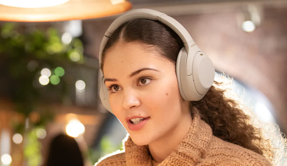 Slúchadlá Sony WH-1000XM4 strieborná
