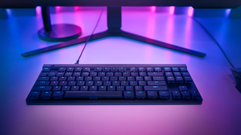 Klávesnica Logitech G515 TKL, CZ/SK layout čierna Klávesnica Logitech G515 TKL, CZ/SK layout čierna