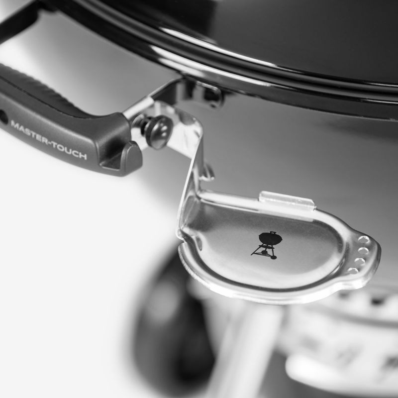 Weber Master-Touch GBS E-5750, čierna