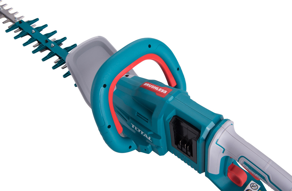 Nožnice na živý plot Total tools THTLI40028 (bez baterie) Nožnice na živý plot Total Tools THTLI40028 ponúkajú extra dlhú lištu 65 cm