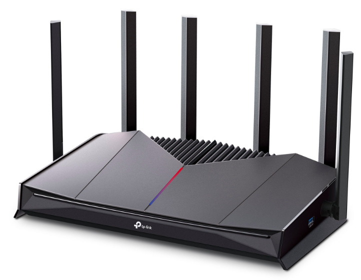 Router TP-Link Archer GE400 Gaming čierny Detail herného routera TP-Link Archer GE400 Gaming so šiestimi externými anténami a výrazným dizajnom