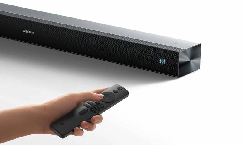 Soundbar Xiaomi PRO 2.0 ch čierny Ovládanie Xiaomi Soundbar Pro 2.0 ch pomocou diaľkového ovládača, jednoduchá zmena hlasitosti a režimov zvuku