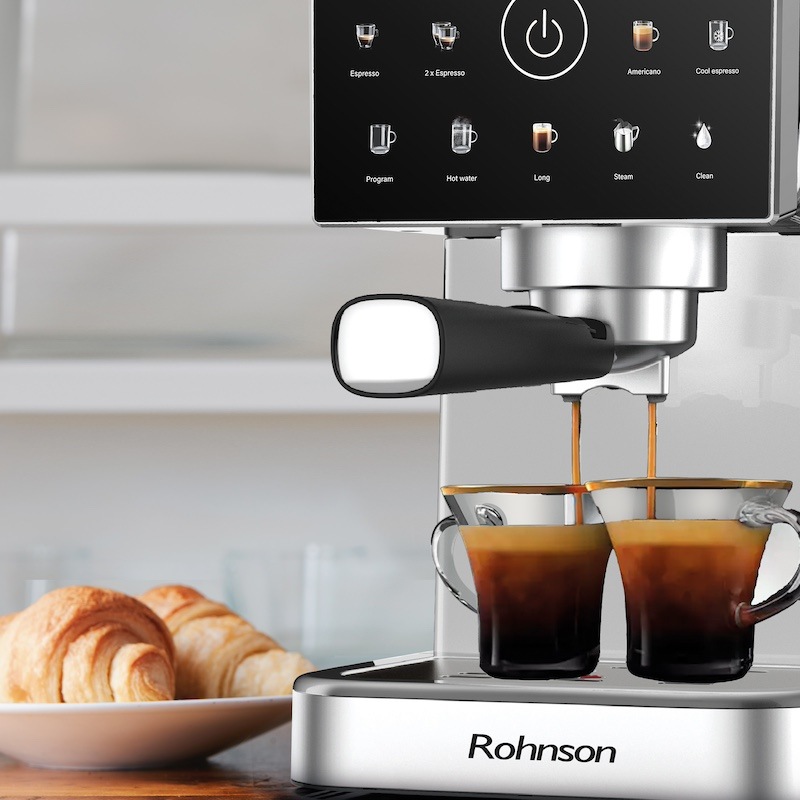 Pákový kávovar Rohnson R-98033C Hot & Cold biely Káva sa pýši lahodnou chuťou