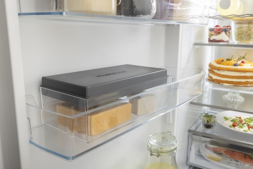 Chladnička s mrazničkou Gorenje G600 NRKI519D61WF biela Chladnička Gorenje NRKI519D61WF, vstavaná, MultiBox zásuvka