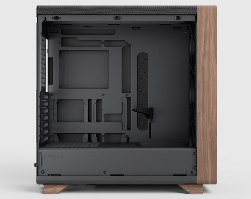 Case FRACTAL DESIGN Summit Black TG Light Tint čierna Vnútorný priestor skrine FRACTAL DESIGN Summit Black TG Light Tint s dreveným predným rámom a miestom na montáž komponentov