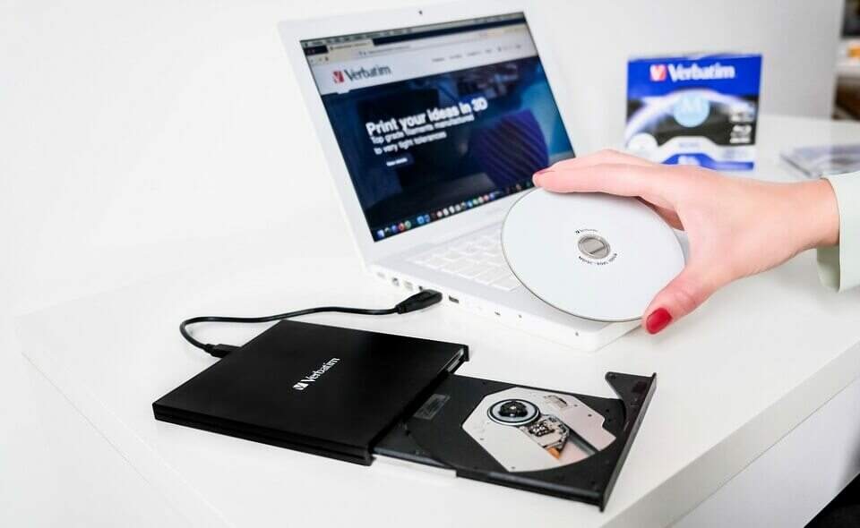 Externá Blu-ray napaľovačka Verbatim Slimline USB 3.1 Gen 1 USB-C čierna Externá Blu-ray napaľovačka Verbatim Slimline USB 3.1 Gen 1 USB-C čierna