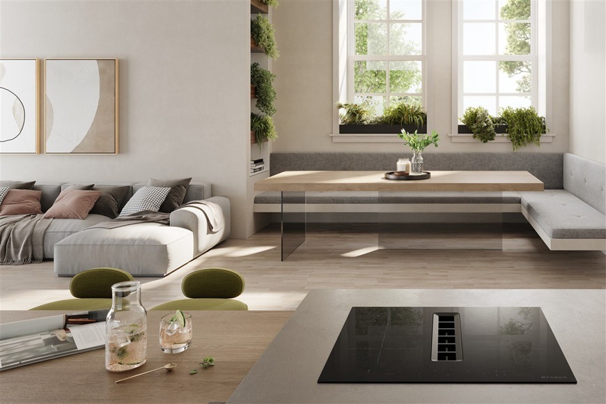 Indukčné varné dosky s odsávaním Faber GALILEO SLIM RING A60 čierna Varná doska umiestnená v priestore kuchyne.