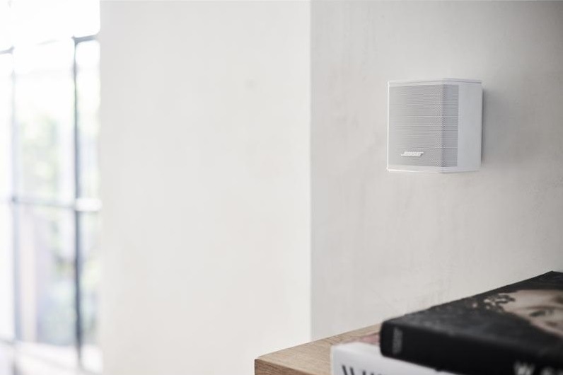 Reproduktory Bose Surround Speakers (2 ks) biely Reproduktory Bose Surround Speakers