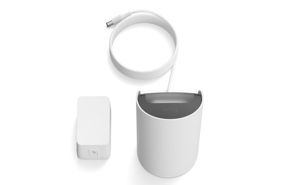 Stolové svietidlo Philips Hue Wall washer, 20W, EU/UK, White and Color Gradient biela Detailný záber na stolnú lampičku Philips Hue Wall washer s pripojovacím káblom a adaptérom
