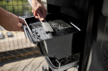 Gril záhradný plynový Weber Spirit E-335 Black čierny Gril plynový Weber Spirit E-335 Black
