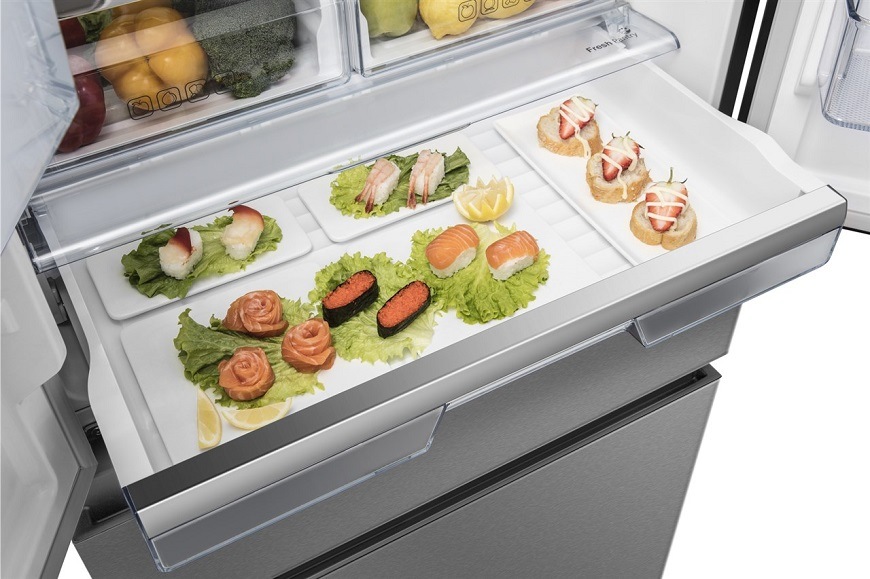 Americká chladnička Hisense RF540N4WIE nerez Americká chladnička RF540N4WIE, sivá, My Fresh Choice zásuvka