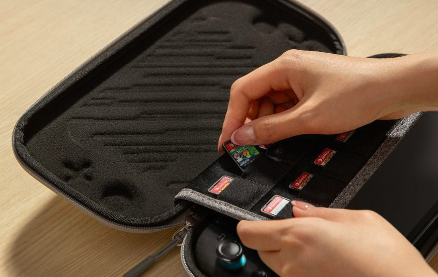 Puzdro tomtoc Switch 2 Slim Case sivé Puzdro tomtoc Switch 2 Slim Case - šedé