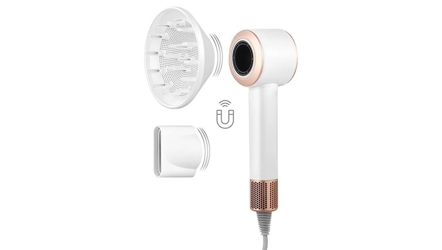 Fén Sencor SHD 8900RS biely Fén Sencor SHD 8900RS s magnetickými nástavcami, difuzérom a koncentrátorom vzduchu, zobrazenie príslušenstva oddelene od tela fénu.