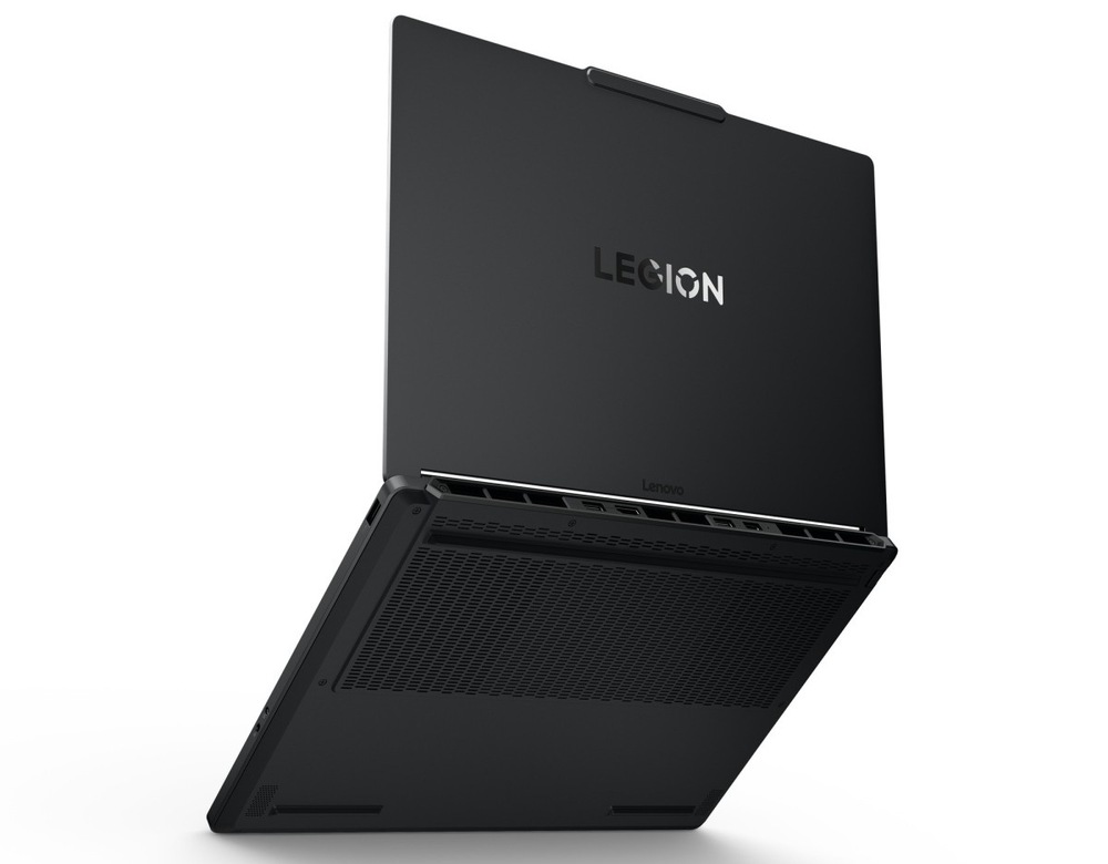 Notebook Lenovo Legion 5 15IPH11 čierny Otvorený notebook Lenovo Legion 5 15IPH11 zozadu