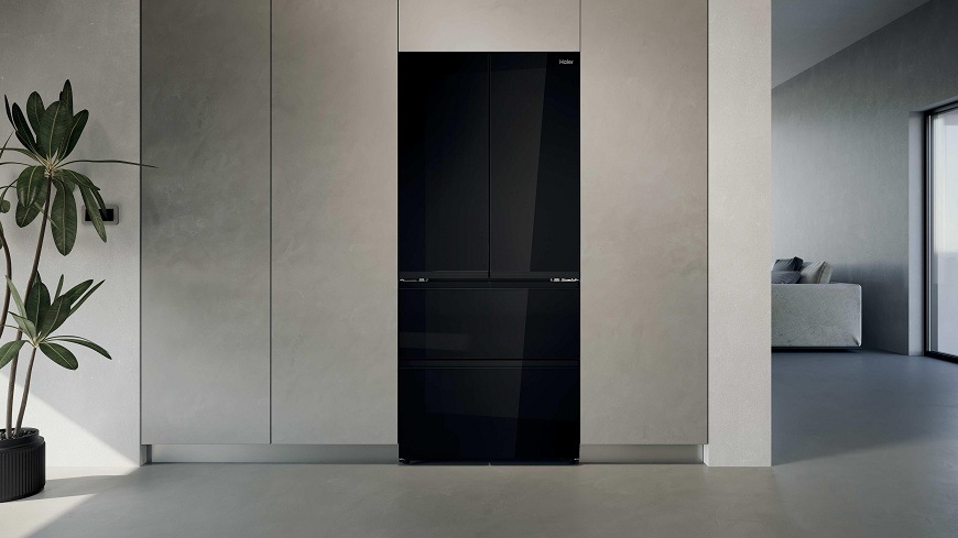 Americká chladnička Haier HFKR7819DNGB čierna/sklo čierna chladnička french door haier HFKR7819DNGB zabudovaná v stene zpredu