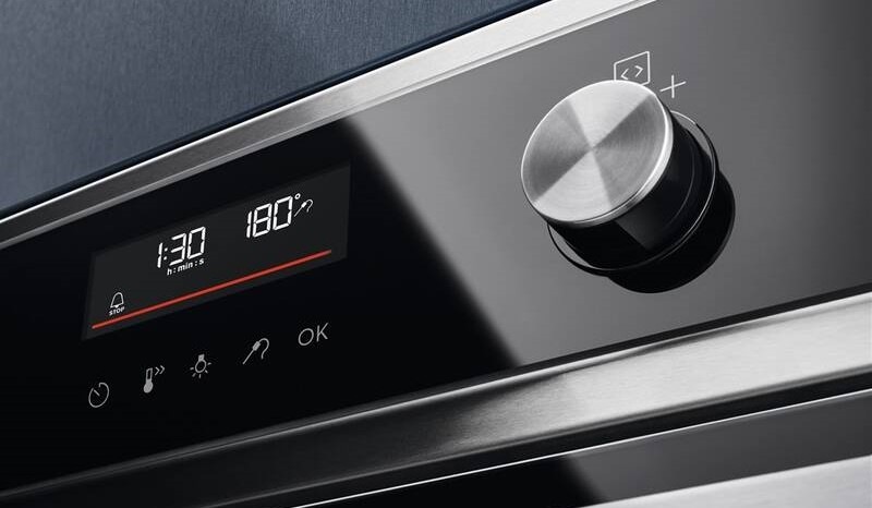 Rúra Electrolux 700 PRO EOC6H76X nerez/ocel
